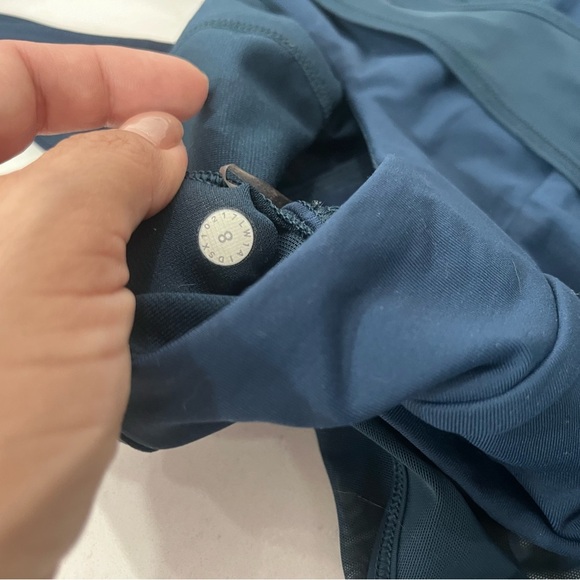 lululemon athletica Deep Blue Tank Top - Picture 2 of 3